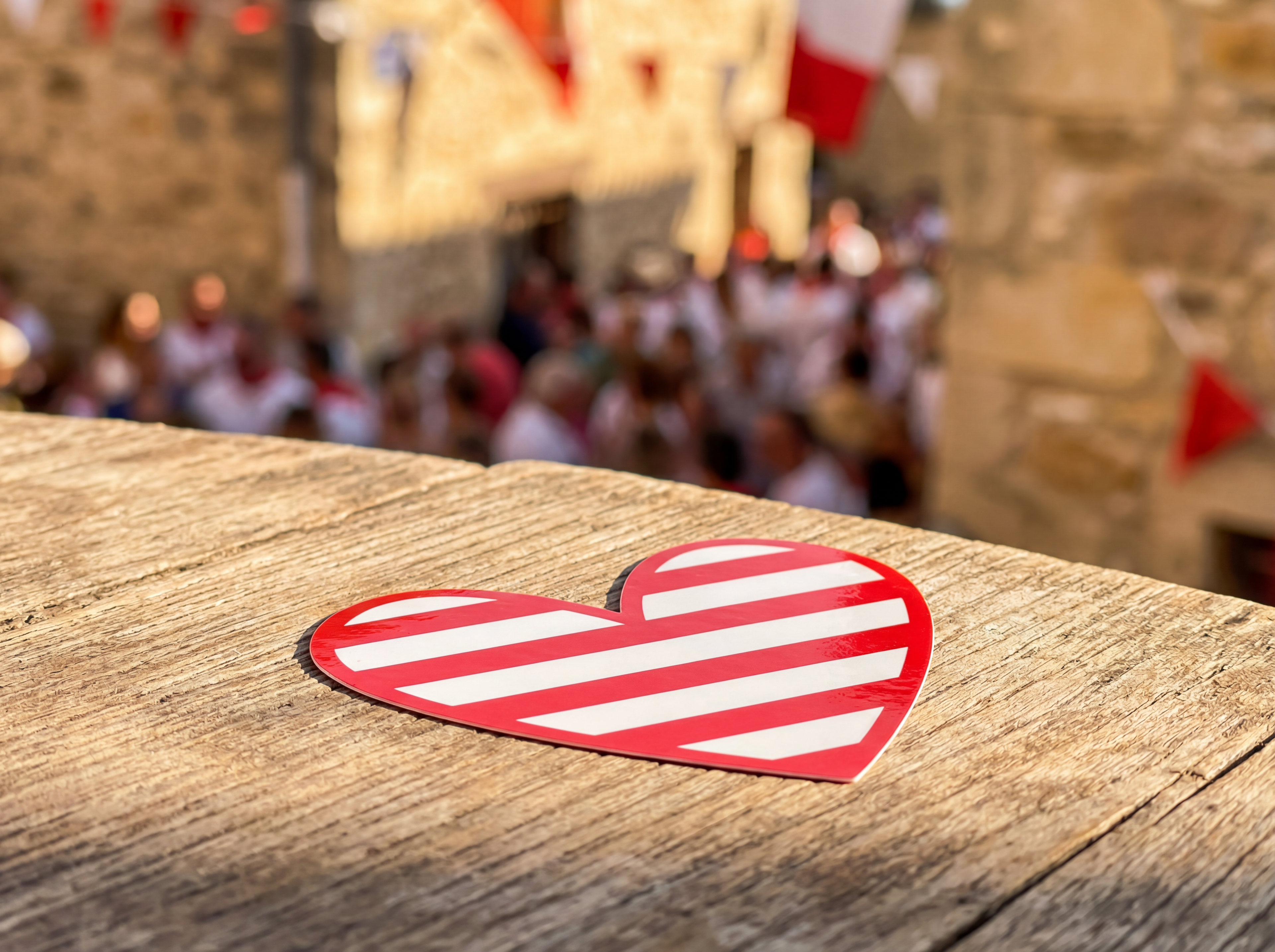 Le Petit Cœur Rayé — Sticker vinyle